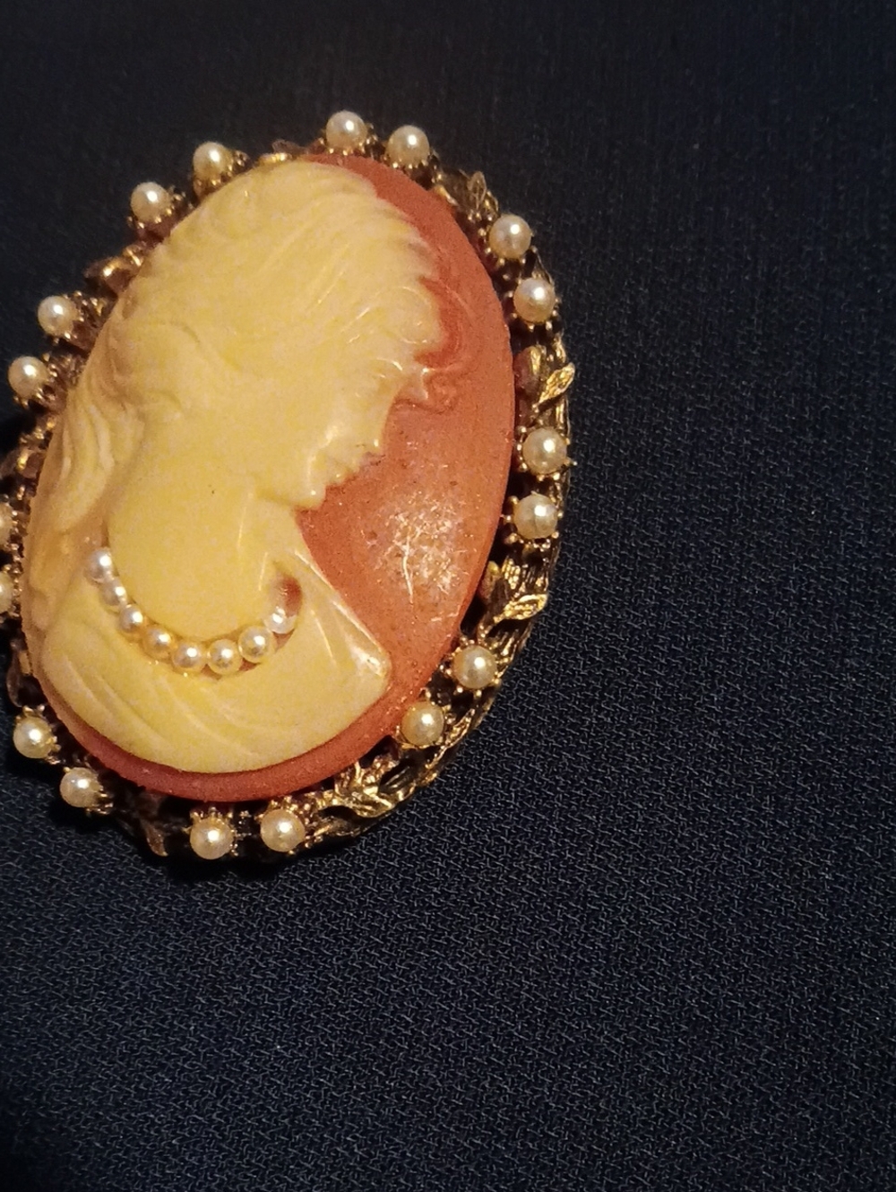Vintage Cameo Pearl-Trim Brooch - Gold Tone, Cream & Coral